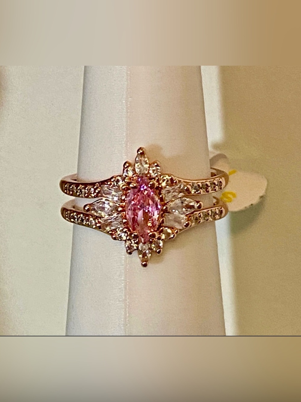 Bomb Party 2026 Rose Quartz Ring